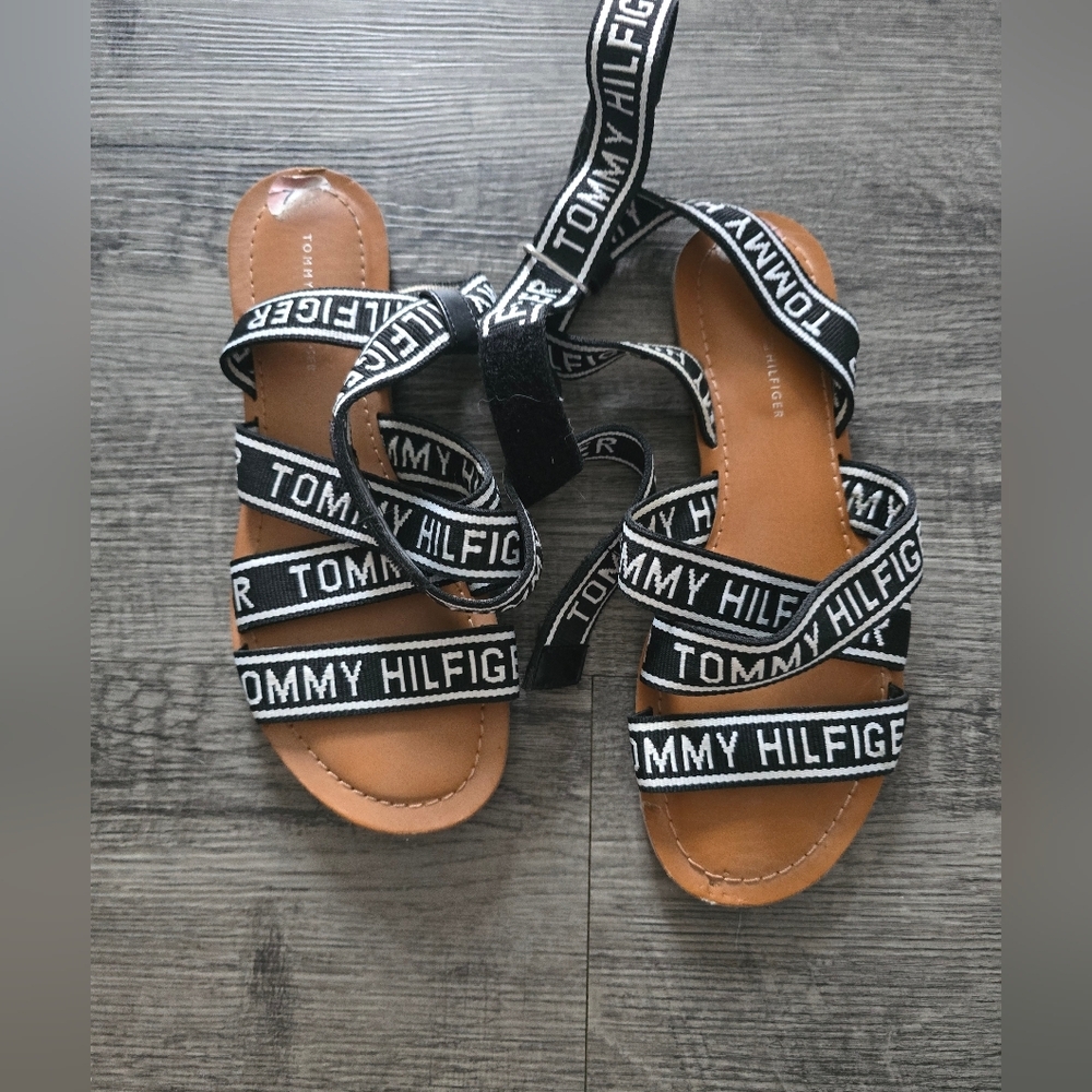 Tommy Hilfiger Strappy Logo Black Sandals